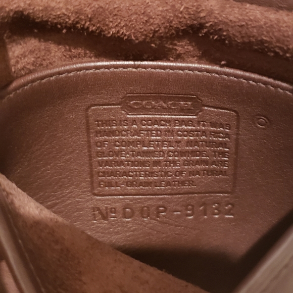 Coach Vintage leather dark brown crossbody bag - Picture 4 of 6